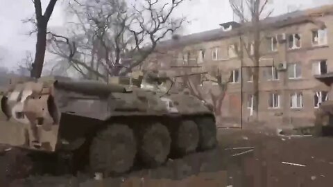 #Russian marines and #DPR troops storm the base of the #Azov National Battalion in #Mariupol