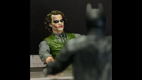 Dive into Madness: The Dark Knight Gold Label Joker interrogation room Review!