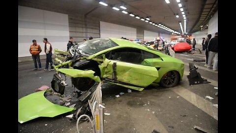Lamborghini getting destroyed