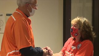 Broncos legend surprises 'biggest fan' after she donated kidney to her brother