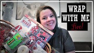 Christmas Traditions//Wrap With Me LIVE!