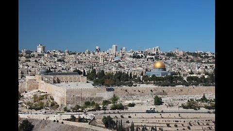 Top Rabbis Warn Biden Upcoming Blood Moon Sign From God Not To Divide Jerusalem 10th Nov, 2021