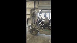 How to drive a forklift