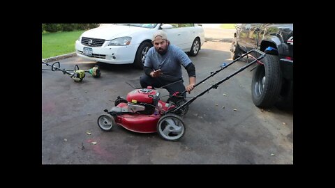 Abandoned Craftsman Self Propelled Mower WON'T BELIEVE THIS Never Have I Ever Seen This...THE NERVE
