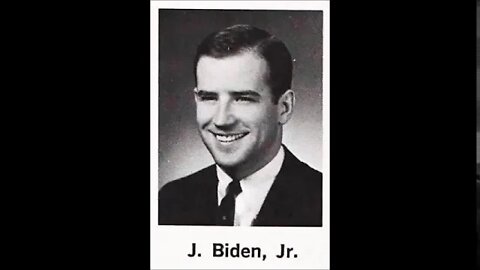 Joe Biden has the Experience, 是个完全的傻瓜 at being dumb :)