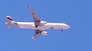 Airbus A321 PT-MXM vindo de Recife para Fortaleza