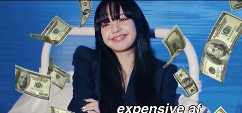 lisa making people feel poor 🤑