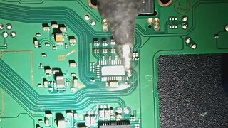 No Charge Nintendo Switch Repair - (1077)