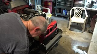 Mahindra 2015 HST Engine removal