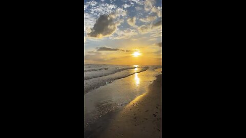 Livestream Clip From Downtown Fort Myers Beach Walk Part 6