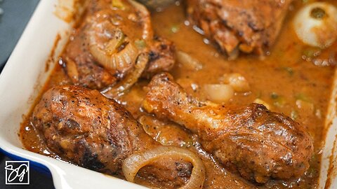 Mouthwatering Soul Food: Smothered Chicken