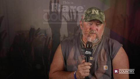 Larry the Cable Guy talks about his favorite music | Rare Country