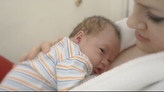 Bonding with My Newborn: First Smiles, First Sips