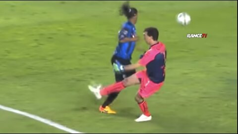 🔝LEGENDARY MOMENTS by RONALDINHO🔝🙌🏻