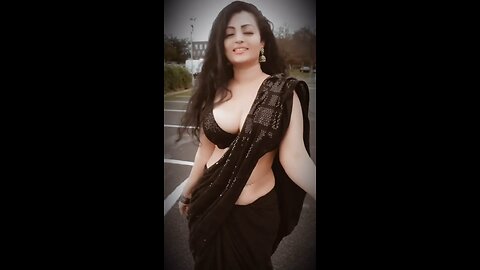 Desi sexy women running on the way