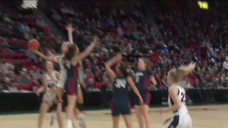 Appleton East holds of Brookfield East to advance to Division One state title game