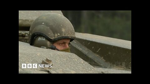 UK to consider sending more tanks to Ukraine - BBC News