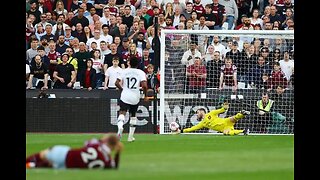 De Gea error gifts West Ham 1-0 win over Manchester United