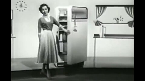 This Refrigerator From 1956 Had More Features Than Many Manufactured in the 21st Century - HaloNews