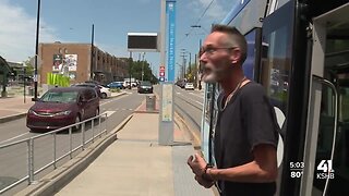 Kansas Citians excited with return of KC Streetcar service after 2 weeks of track repairs