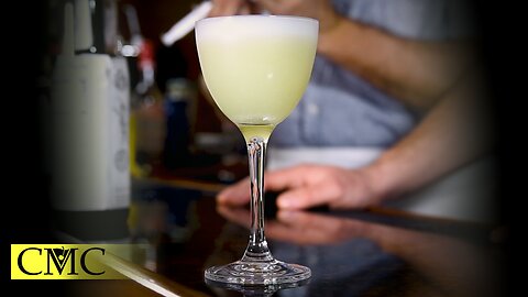 The Pisco Sour | Spring & Summer Drink!
