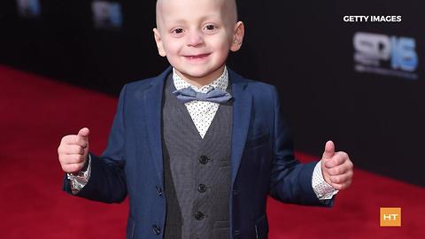 People around the world are giving this boy fighting cancer a reason to smile this Christmas