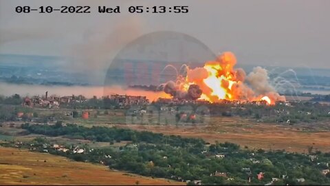 Thermobaric rockets hit Ukrainian positions in Peski