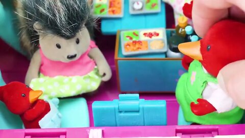 171 8¡Niños, aprendamos palabras comunes con Woodzeez Toy Dollhouse!