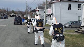 Démantèlement en cours par la GRC d'un possible lab clandestin de drogues à Thetford Mines