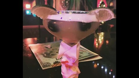 Baby Yoda drink at Golden Tiki