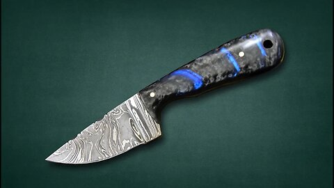 Skinning knife Utility knife Hand Forged Damascus Steel Collector Hunting Knife Resin Handle Knives