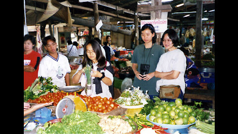 Muang Mai Market Chiang Mai Thailand Video Tour