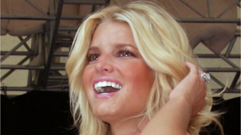 Jessica Simpson's New Memoir Includes Drinking, Pill Addiction