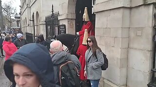 Female guard shouts make way at kid #horseguardsparade