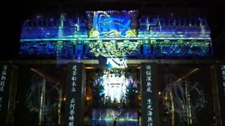 Este templo budista toca techno em cerimônias
