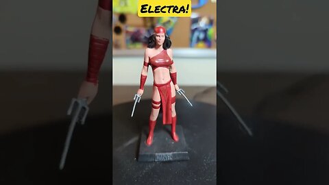 Electra figure by Eaglemoss!