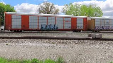 CSX Q215 Autorack Train from Fostoria, Ohio May 8, 2021