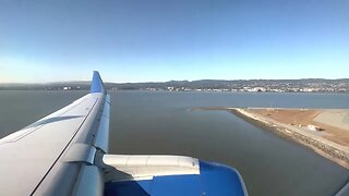 United Express Embraer 175 Landing San Francisco (Skywest) 4K