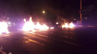 SOUTH AFRICA - Cape Town - Khayelitsha blocked by protesters(Video) (TwA)