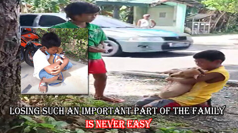 Painful Look! A child lost a friend after being run over by an L300 Van, Viral!
