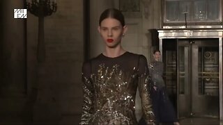 Oscar de la Renta Fall Winter 2020/2021 Ready to Wear Collection Runway Show [Flashback Fashion]