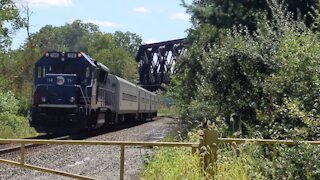 Brookville BL20 Diesel Train with locomotive #114 at Route 164 in Patterson