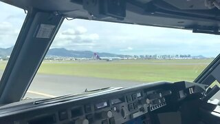 Hawaiian Airlines Airbus A330-200 Departing Honolulu 🇺🇸