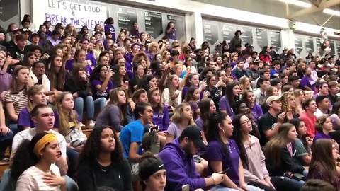 Tampa students "Get Loud" to end domestic abuse | Digital Short