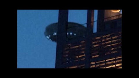Massive UFO Filmed Over Amsterdam Massive Disk Shaped UFO Caught On Camera6