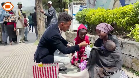 ለልጆቿ ትምህርት የምትጨነቀው ወጣት የጎዳና ተዳዳሪ Addis Ababa homeless mother worries about her children's education