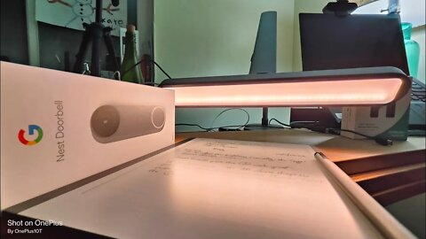 Alone in the Studio & lit thoughts... (Momax Q.LED 2 desk lamp with wireless charger (QL9))