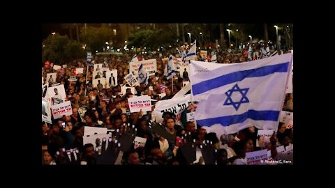 Israel elects: Over 20,000 people gathered near Netanyahu's residence | Protests | English News