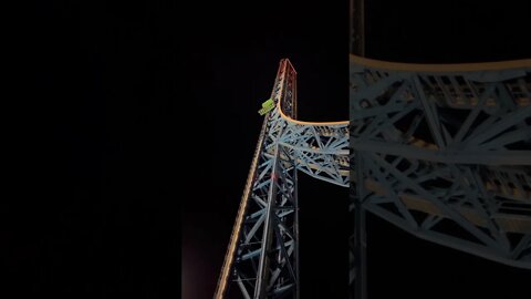 Would YOU Ride This 400 FOOT Drop Tower At Night? Lex Luthor Drop Of Doom! #shorts