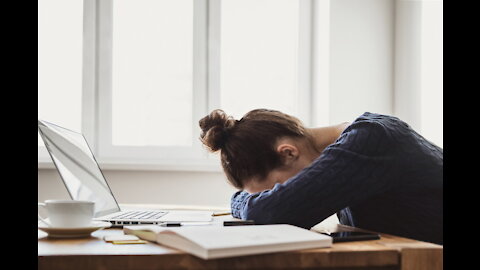 6 things to do if you feel overwhelmed with work
